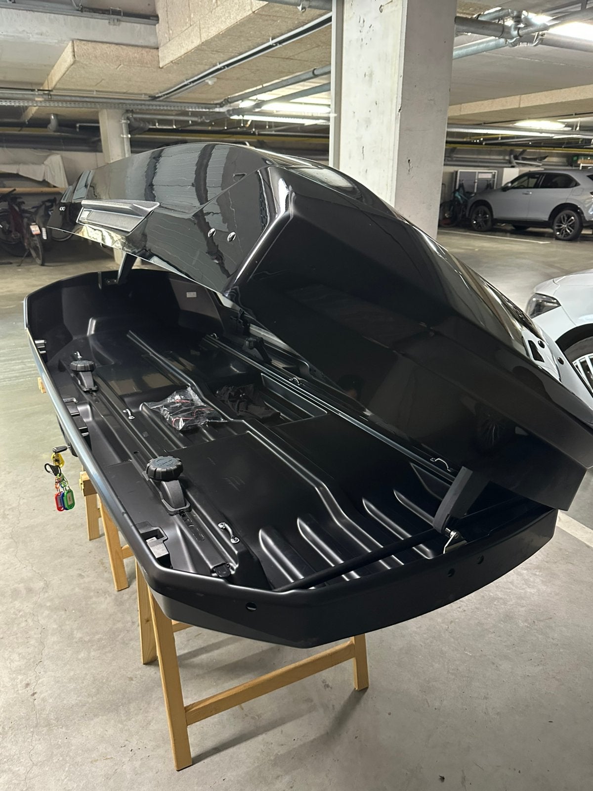 Thule Motion 3 L 1x gebruikt, Ophalen, Nieuw