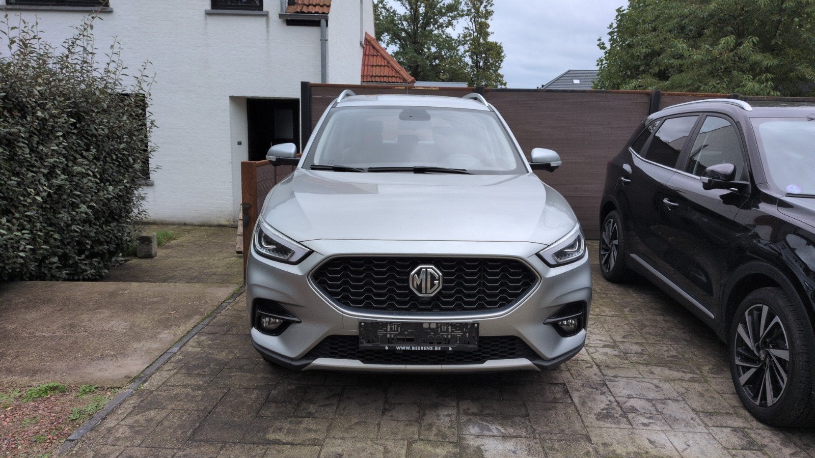 **MG ZS 1.5 VTi-Tech Luxury te koop – bouwjaar 2024, Auto's, Zwart, 360° camera, ZS, Leder