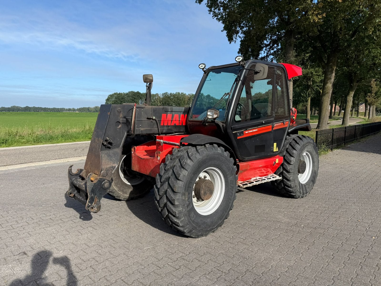 Manitou 845 - 100 H verreiker (bj 2019), Enlèvement