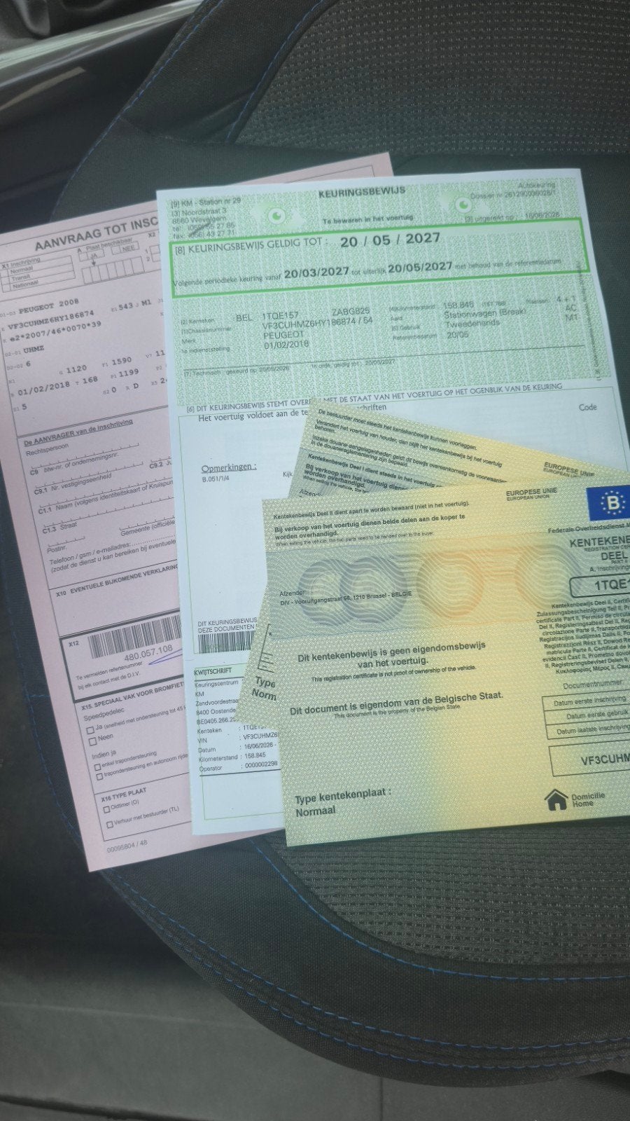 Peugeot 2008 benzine van 2018 is reeds gekeurd voor verkoop, Auto's, Peugeot, Voorwielaandrijving, Stof, 5 deurs, Particulier