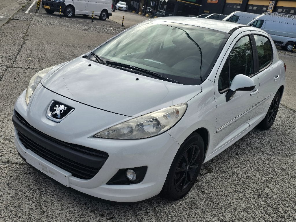 PEUGEOT 207 1.4 e 2014/AIRCO/138.000 KM/PRIJS: 3.250€, Euro 5, https://public.car-pass.be/vhr/575da541-536f-4add-928e-9897a9a50cd3