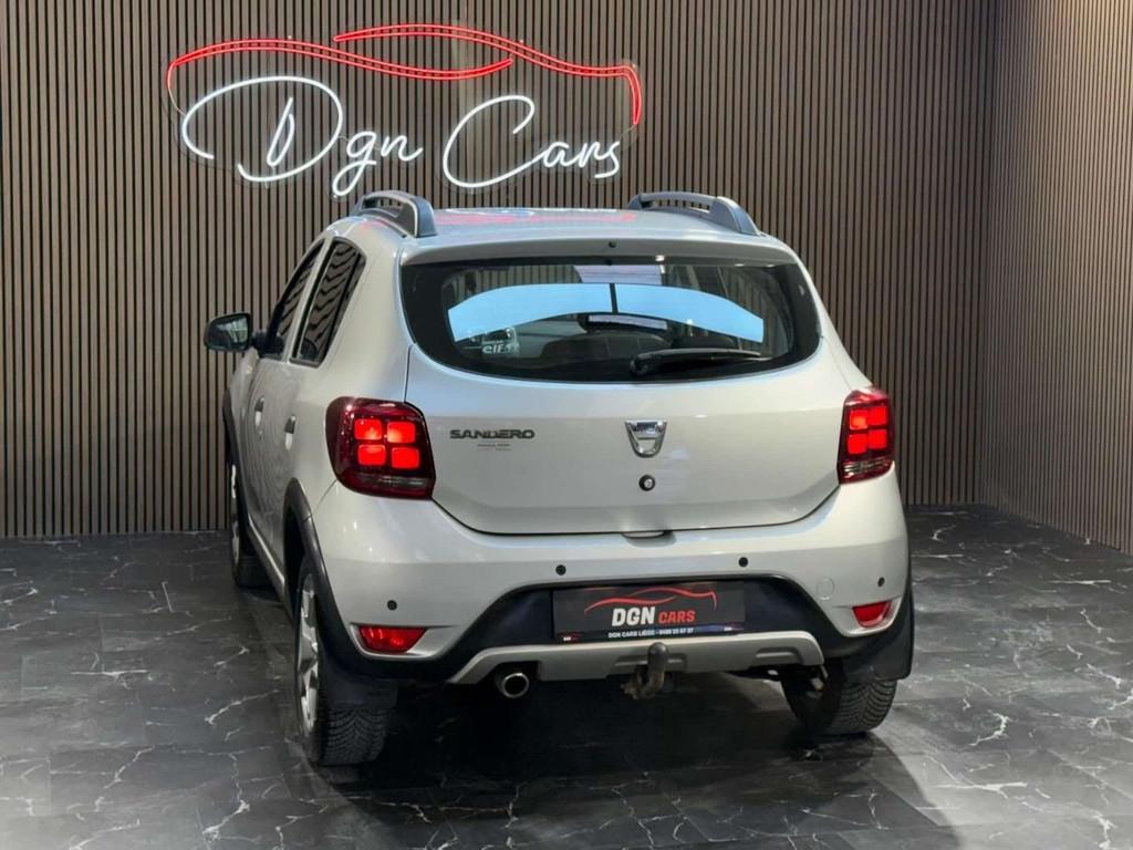 Dacia Sandero Sandero Stepway 1.5 dCi Stepway, Autos, Dacia, Bluetooth, Argent ou Gris, Achat, 90 ch