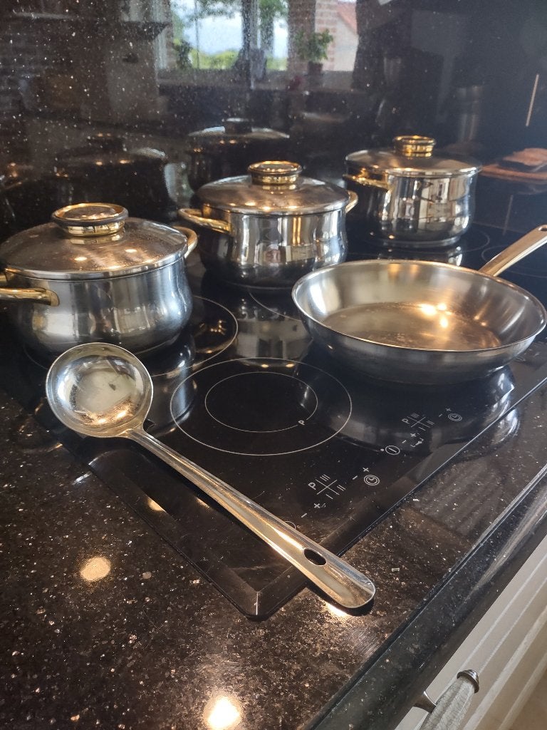 Ensemble de 3 casseroles DEMEYERE + poêle + louche à soupe, Maison & Meubles, Inox, Plaque céramique, Enlèvement, Utilisé