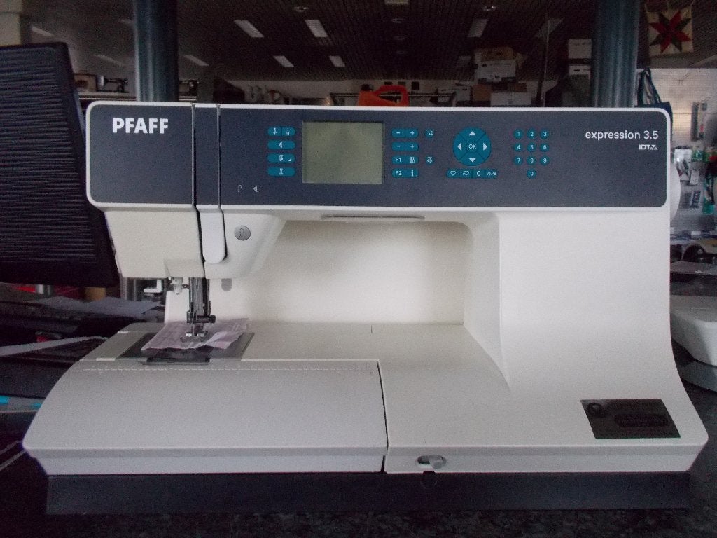 Topokkasie Pfaff expression 3.5, Hobby en Vrije tijd, Ophalen, Zo goed als nieuw, Naaimachine, Pfaff