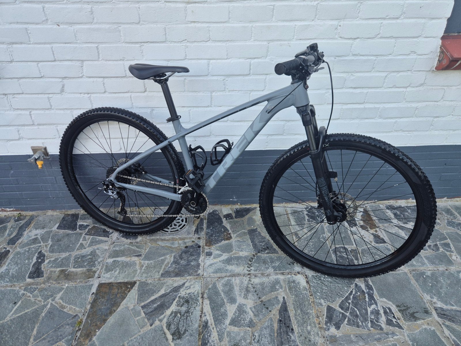 Mountainbike trek x-caliber 7 2020 M, Fietsen en Brommers, Ophalen