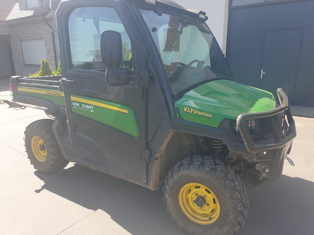 gator john deere 865 M, 3 cylindres, 885 cm³, 12 à 35 kW