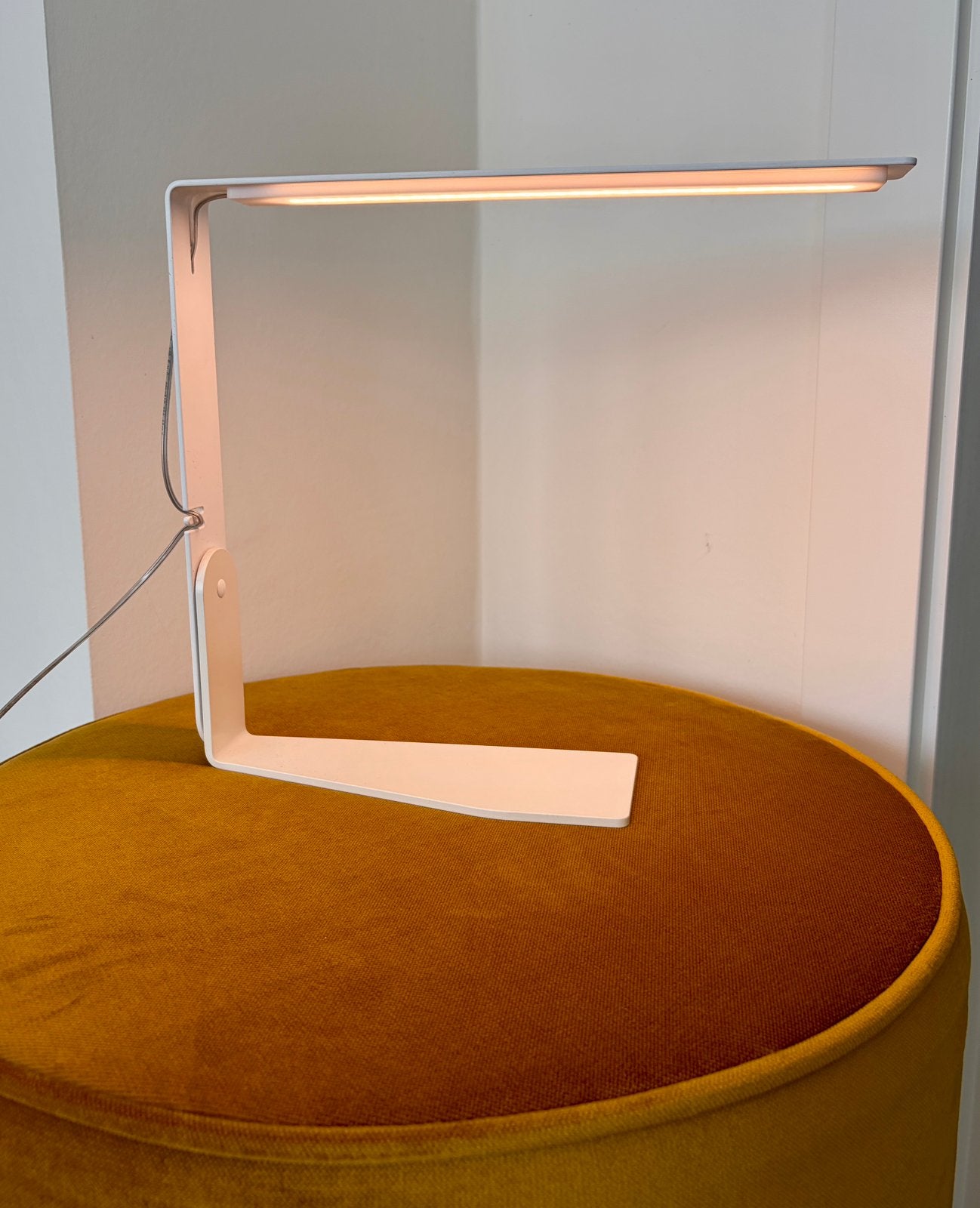 TEEbooks TEElight bureaulamp, Blanc, Lampe de bureau, Comme neuf, Enlèvement