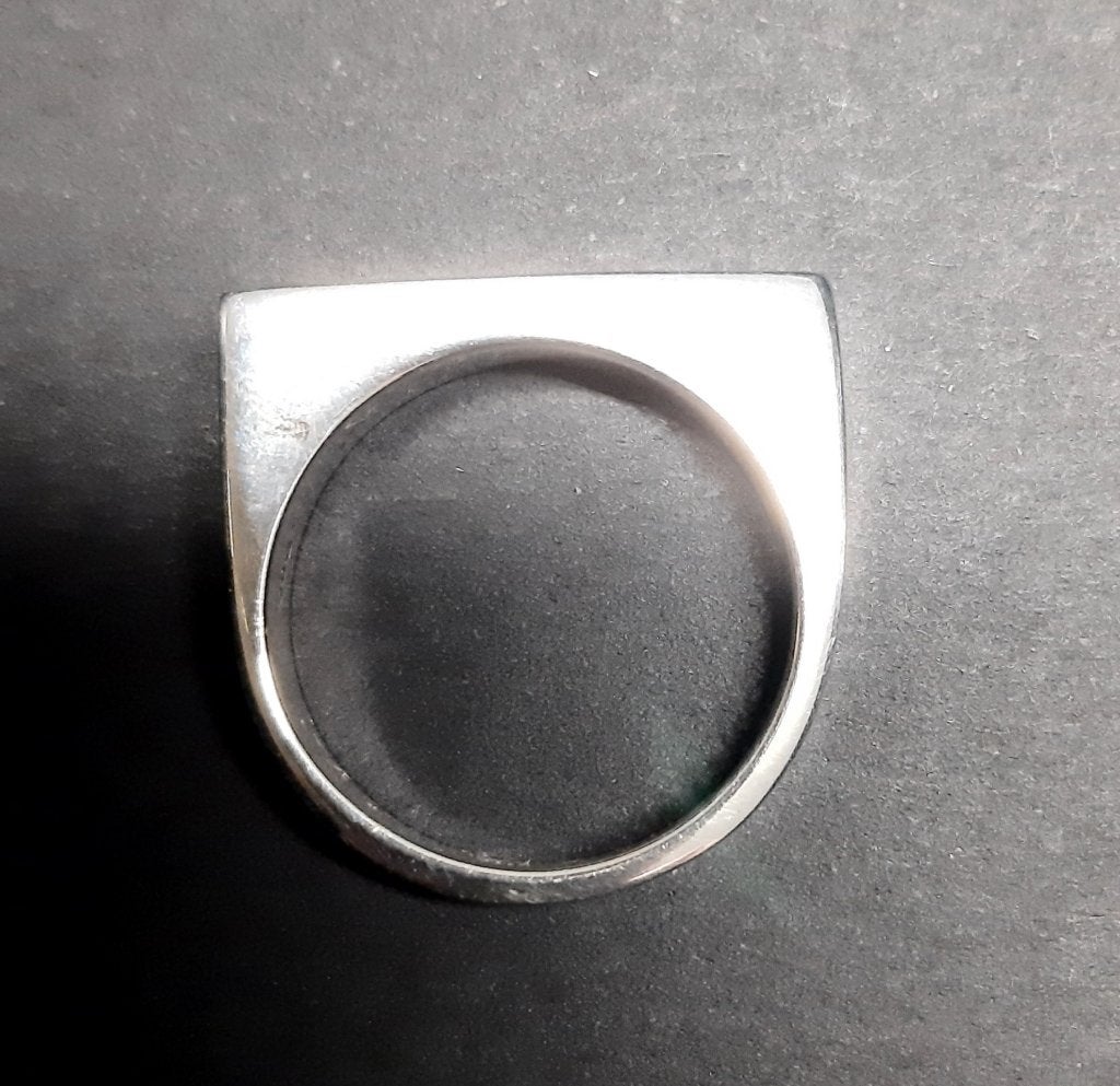 Zilveren ring, Handtassen en Accessoires, 18 tot 19, Nieuw, Ophalen of Verzenden, Dame of Heer