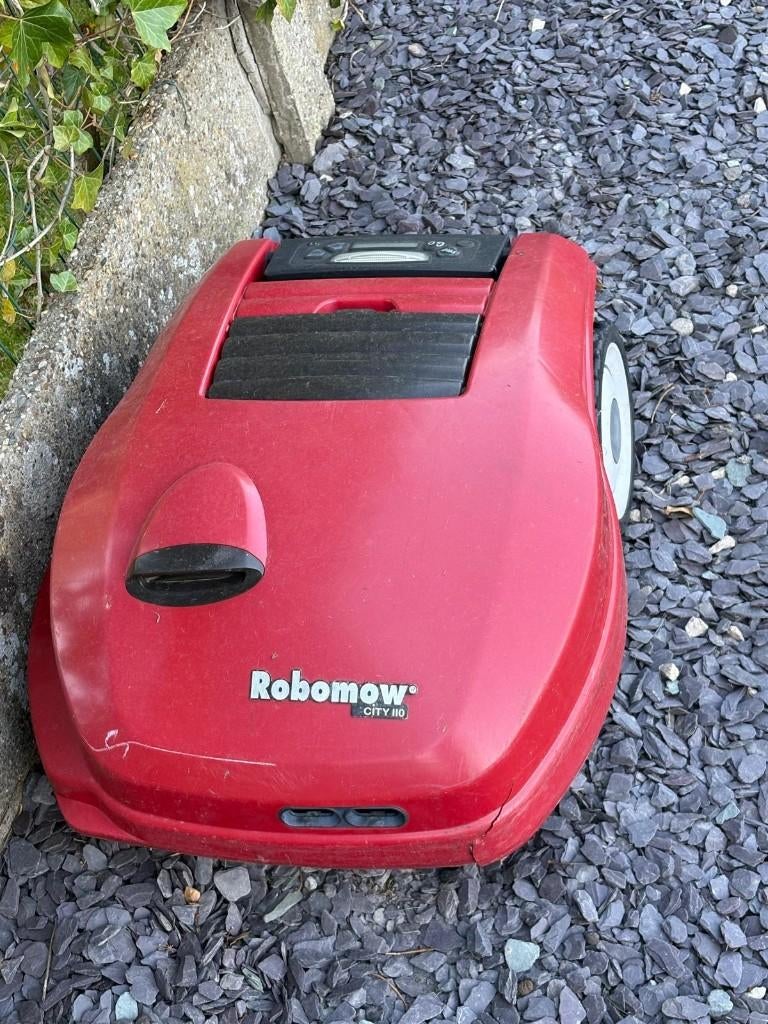 Robomow City 110, Enlèvement, Utilisé, 20 à 25 cm, Robomow