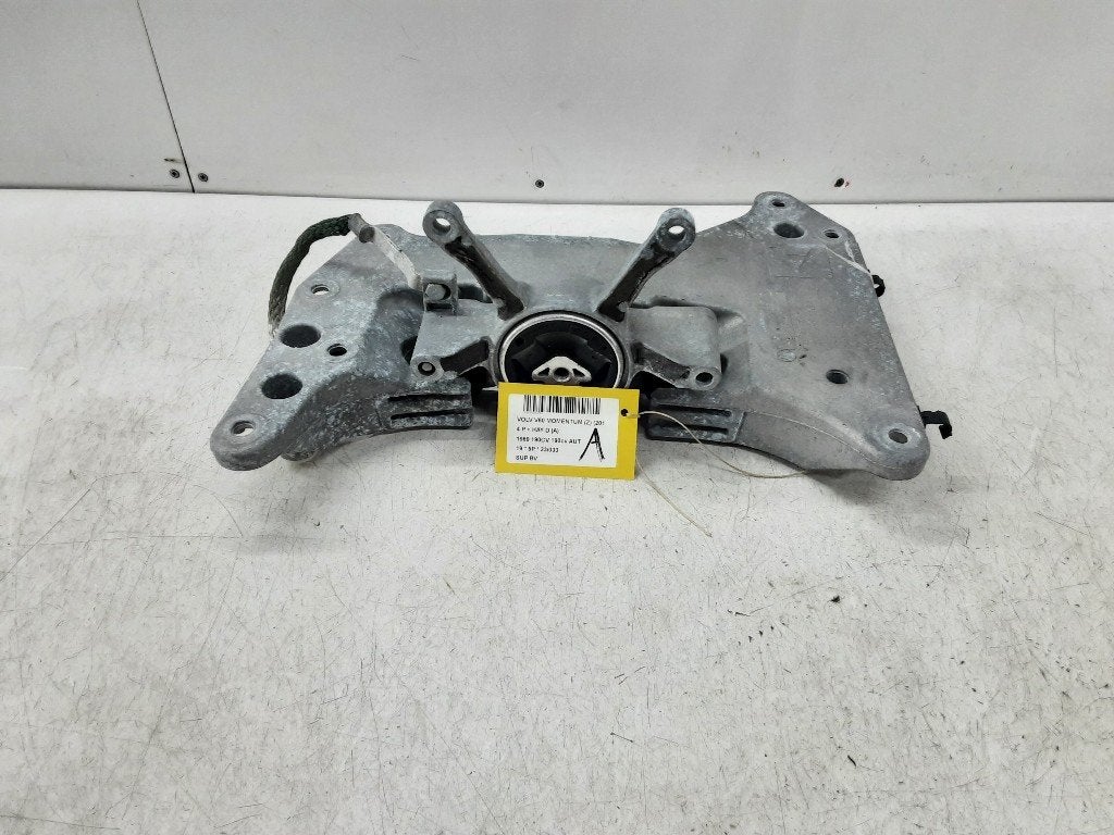 SUPPORT BOITE DE VITESSES Volvo V60 II (ZW) (51384310), Info@volvocars.com, Volvo Car Germany GmbH, Siegburger Straße 229
50679  Köln, DE