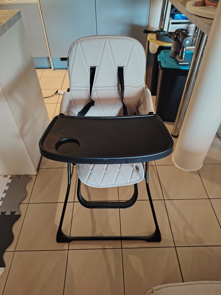 Chaise haute bébé, Enlèvement, Neuf, Chaise de table, Ceinture(s)