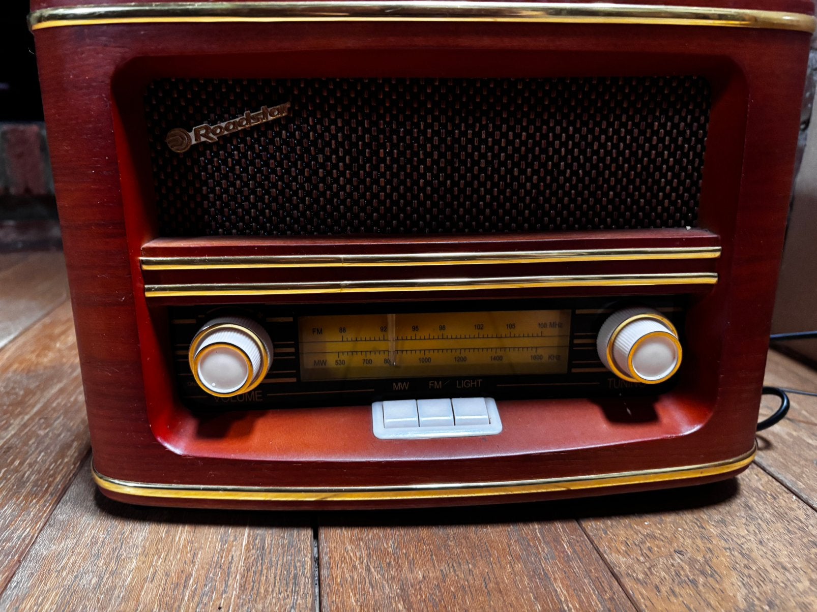 Radio vintage Roadstar HRA-1500/N – Style rétro, TV, Hi-fi & Vidéo, Radios, Enlèvement, Comme neuf, Radio