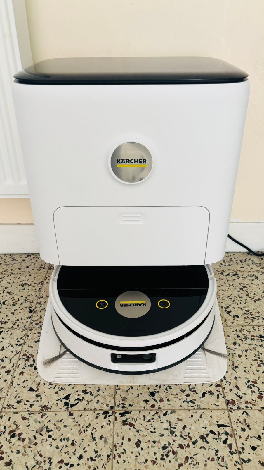 Aspirateur robot Karcher RVF7 Comfort, Ophalen, Zo goed als nieuw, Robotstofzuiger