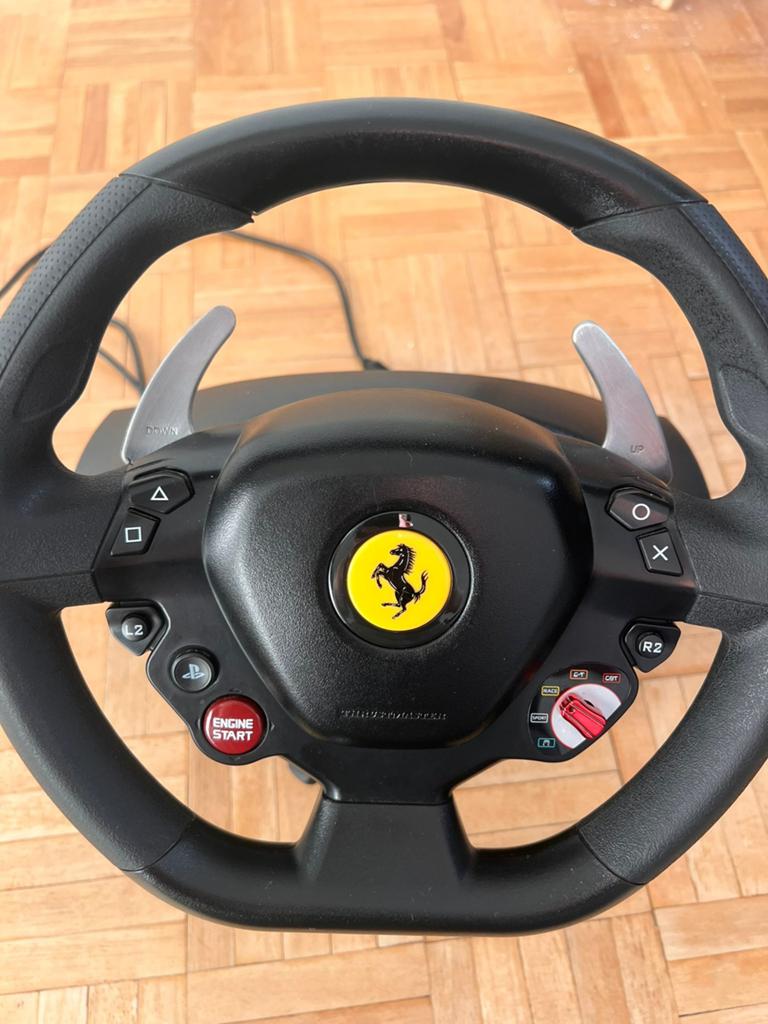 MULTI T80 Ferrari 488 GTB-Thrustmaster, Consoles de jeu & Jeux vidéo, Consoles de jeu | Sony Consoles | Accessoires, Comme neuf