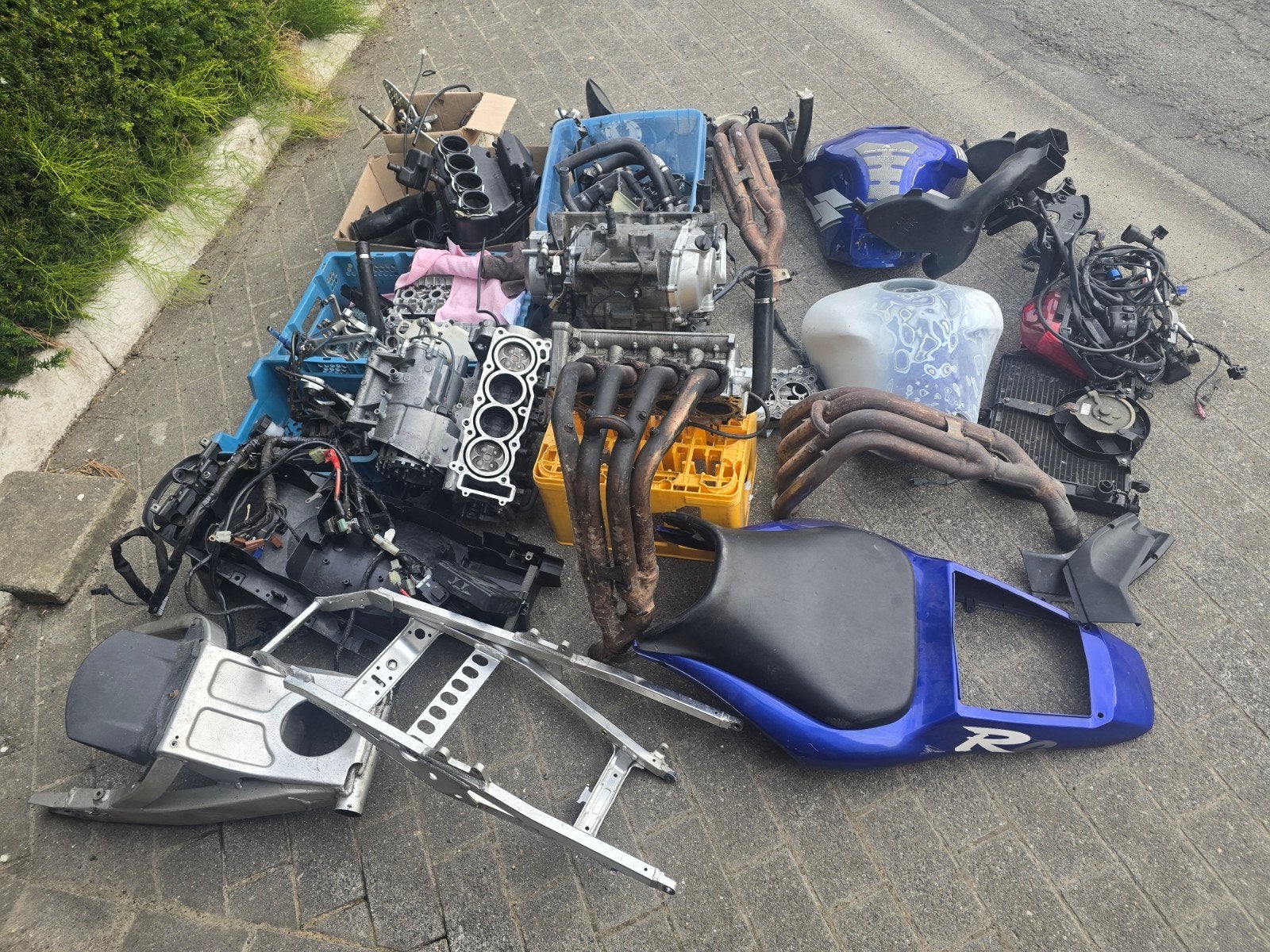 Grand lot de pièces pour Yamaha YZF R6 1998 1999 2000 2001 2, Motos, Enlèvement