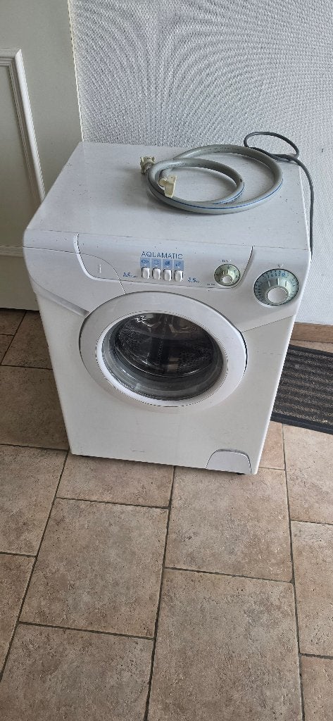 wasmachine  gratis, Chargeur frontal, Enlèvement, Moins de 4 kg, Moins de 1 200 tours