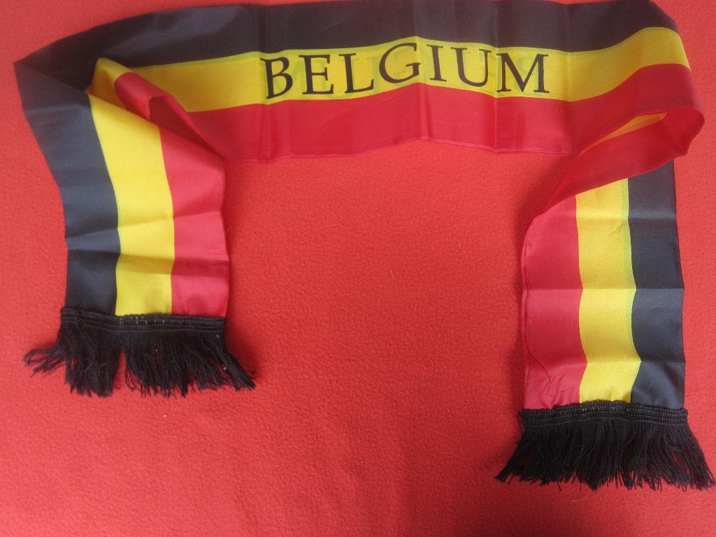 nylon sjaal rode duivels, Verzamelen, Ophalen