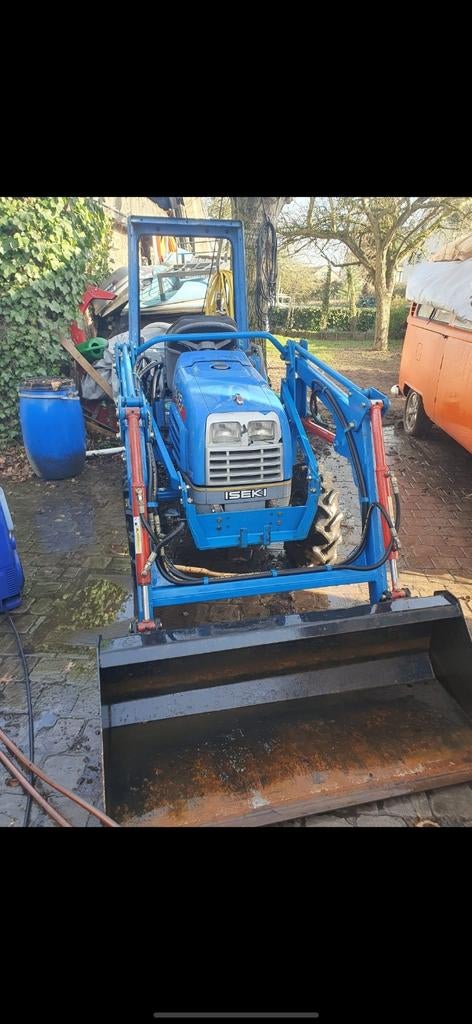 Tractor Iseki SIAL 19 (hakselar, fraise, roto, chargeur), Ophalen