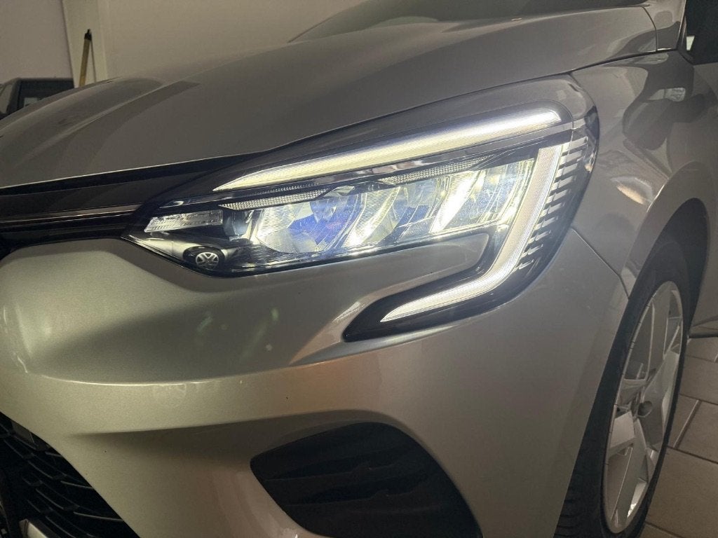 RENAULT CLIO V - 2019 - Boîte manuelle - 1.5 DCi (diesel), Autos, Argent ou Gris, Achat, Entreprise, Boîte manuelle
