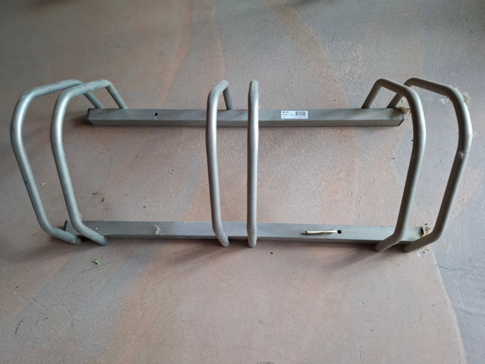 Mottez B135 Fietsenrek (3 fietsen) – Stevig & Verzinkt, Ophalen
