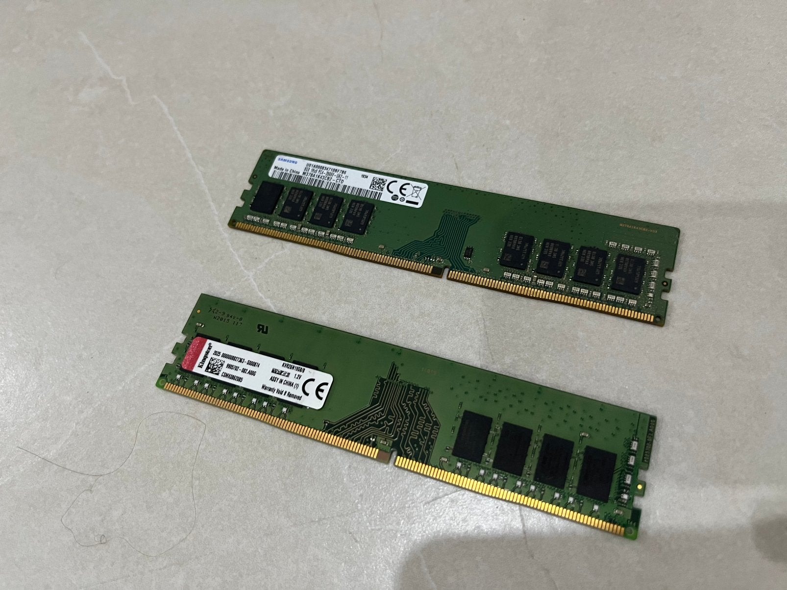 2 DDR4 RAM-sticks van 8 GB, Computers en Software, Ophalen, Zo goed als nieuw, DDR4