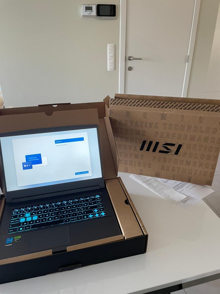 MSI THIN 15 B12UC, Ophalen, Zo goed als nieuw, SSD