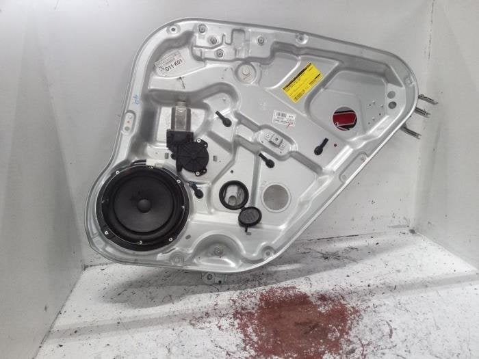 Mécanique vitre 4portes arrière droite d'un Hyundai Santaf, -, -, 3 mois de garantie, Utilisé
