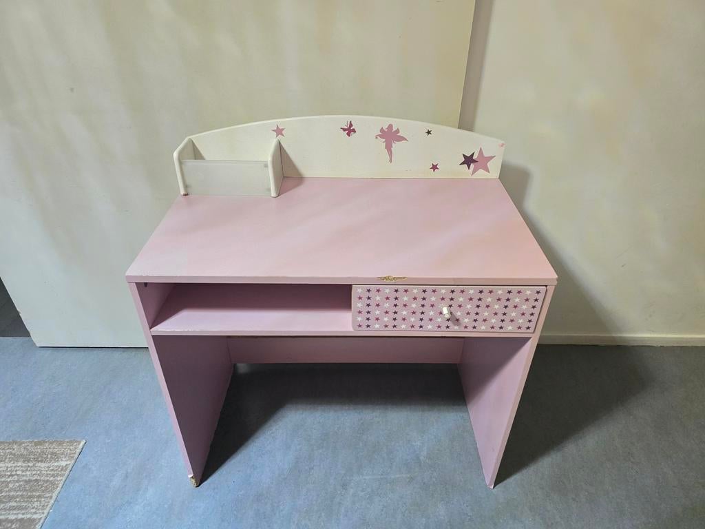 Bureau Fille, Enlèvement