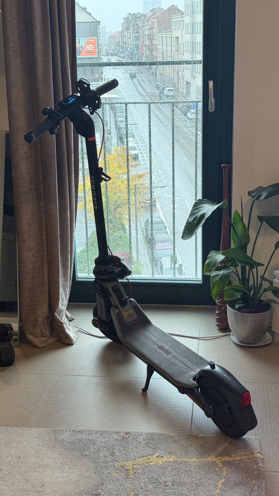 Trottinette électrique Segway Ninebot F3 E – 685 km, Enlèvement, Comme neuf, Step électrique (E-scooter)