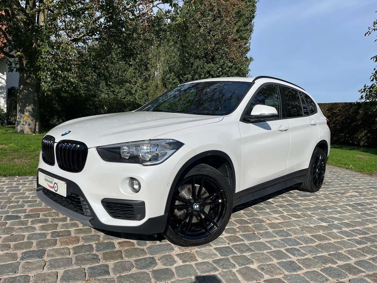 BMW X1 1.5iA sDrive18 OPF/76100km/Leder/Camera/Navi/Cruise/, Auto's, Zwart, Wit, Bedrijf, 5 zetels