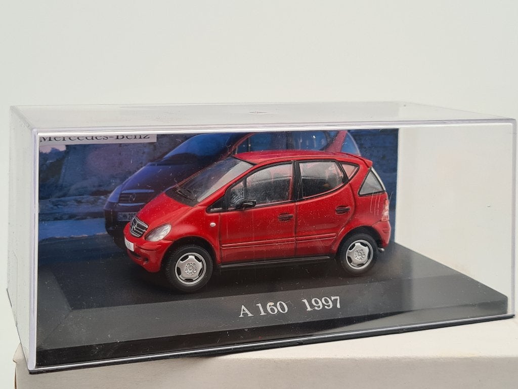 Mercedes Benz A160 (1997) Classe A - 1/43, Hobby & Loisirs créatifs, Envoi, Comme neuf, Voiture