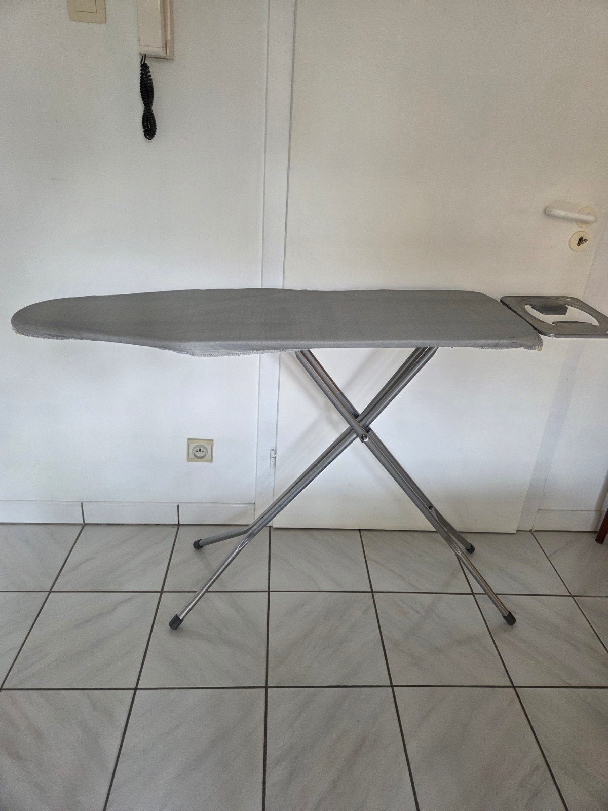 Gratis strijkplank, Ophalen, Gebruikt