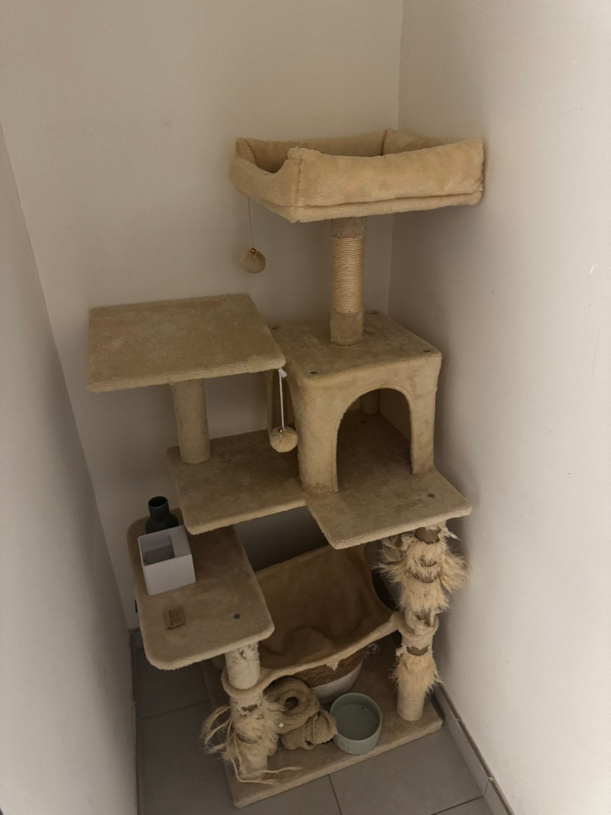Feandrea Arbre à Chat, Hauteur 143, Animaux & Accessoires, Enlèvement, Utilisé, Pièces de meubles à gratter