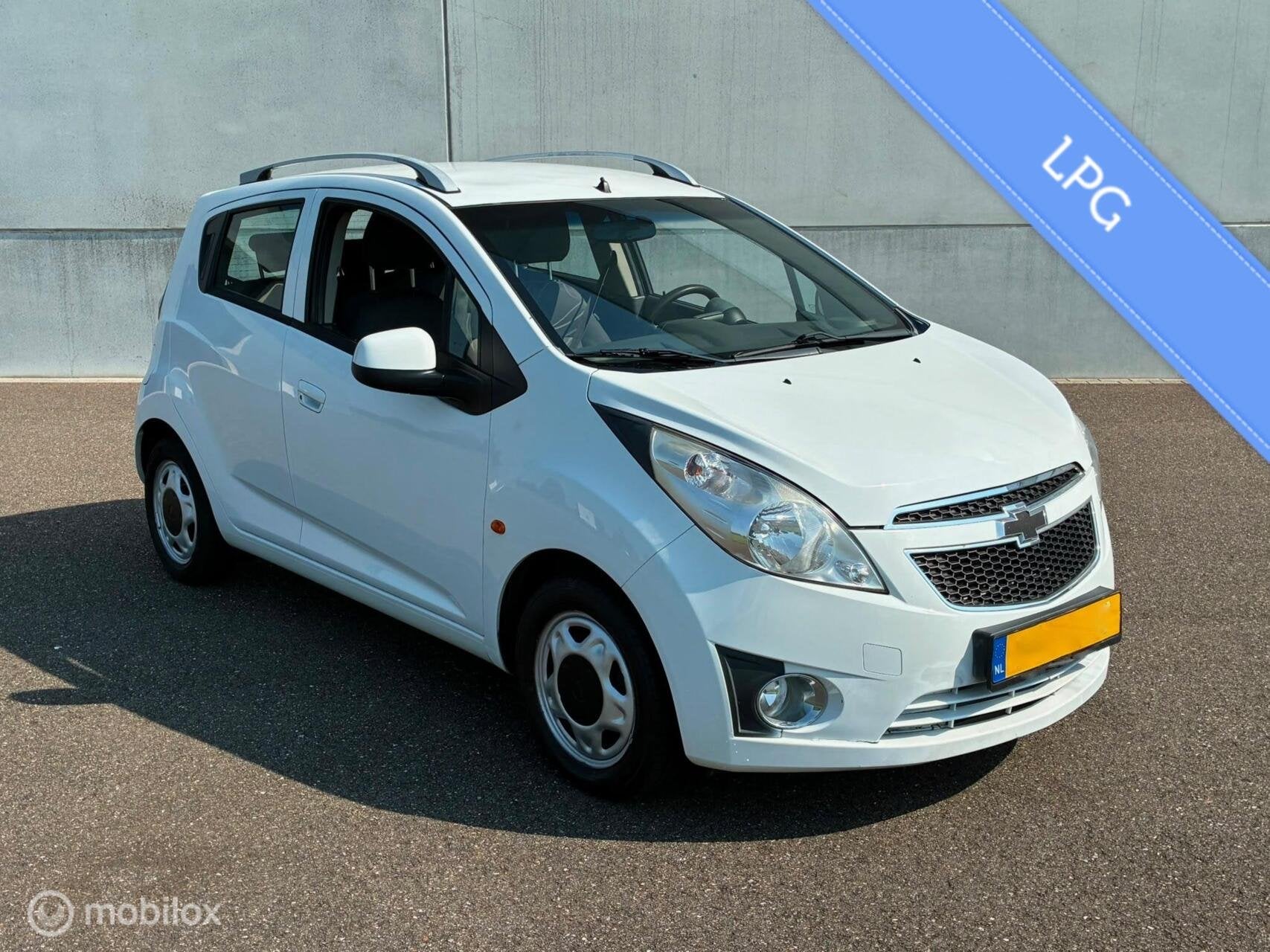 Chevrolet Spark 1.0 16V Benzine / LPG AIRCO 5 DEURS EURO 5, Auto's, Voorwielaandrijving, Euro 5, Stof, Gebruikt