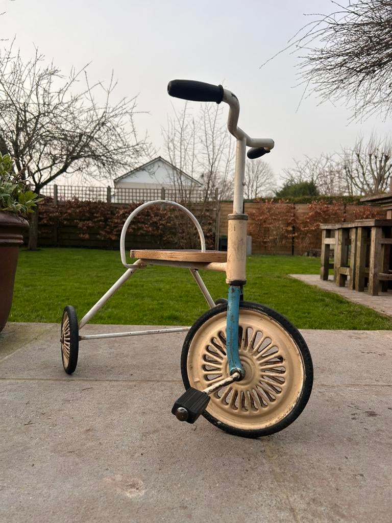 Retro driewieler, Ophalen, Zo goed als nieuw