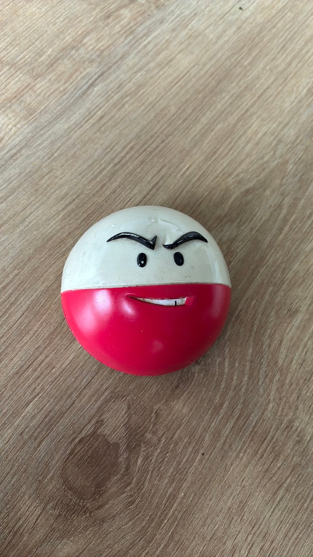 Vintage Toy Biz Pokémon Electrode magneet / pratend, Enlèvement, Comme neuf