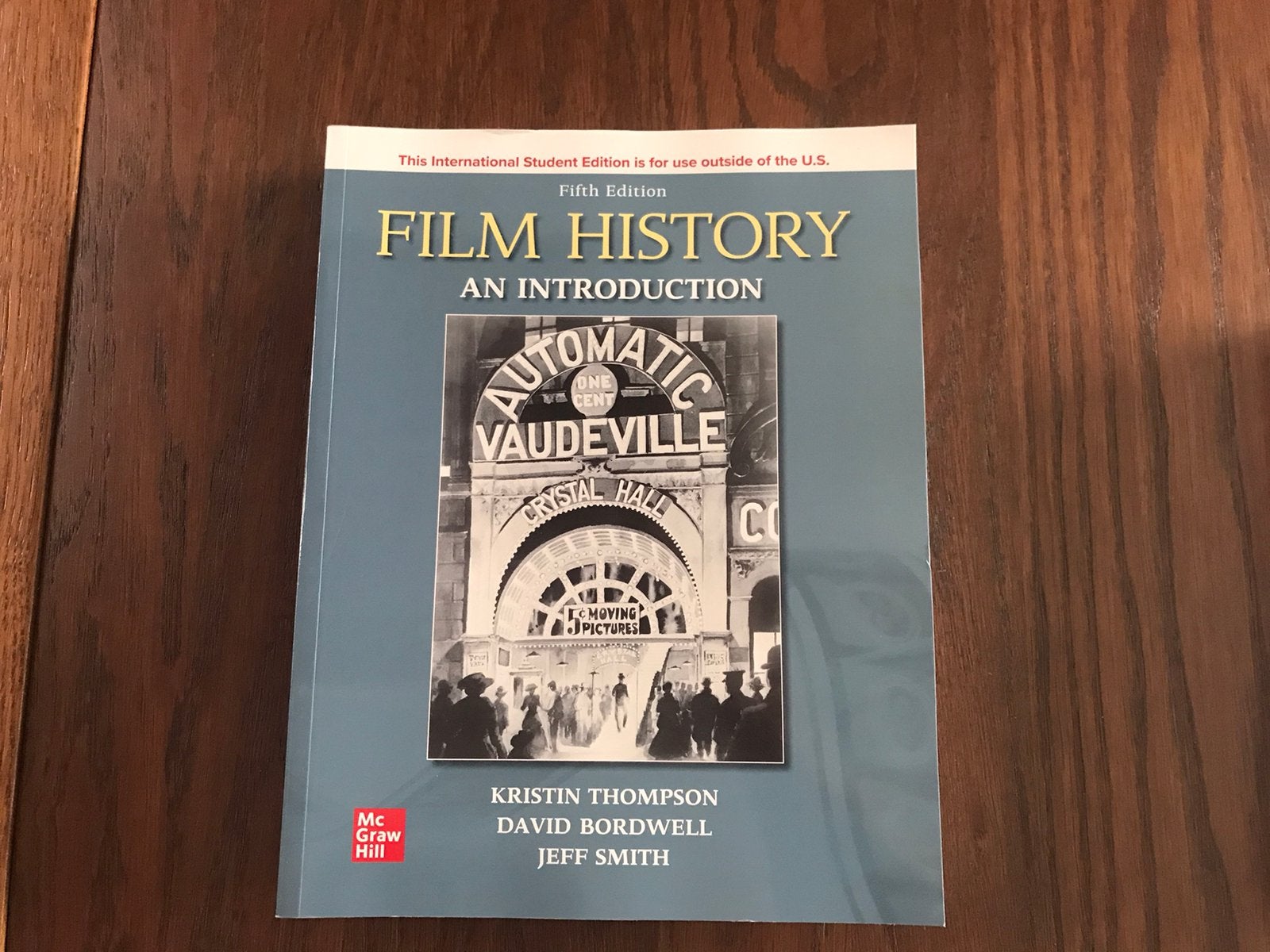 Film History 5e: An Introduction, Boeken, Ophalen