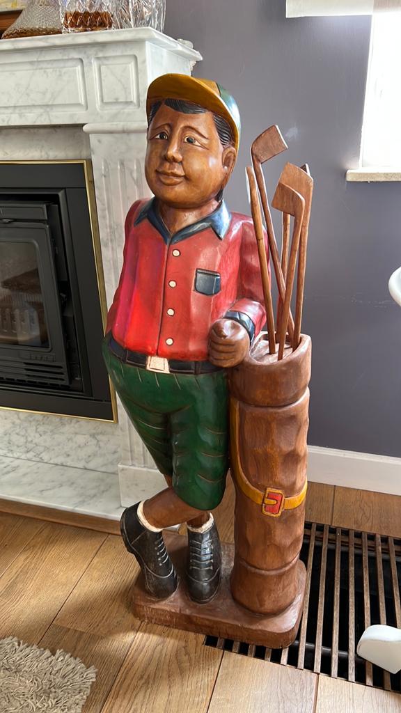 Golfspeler in hout, Ophalen, Zo goed als nieuw