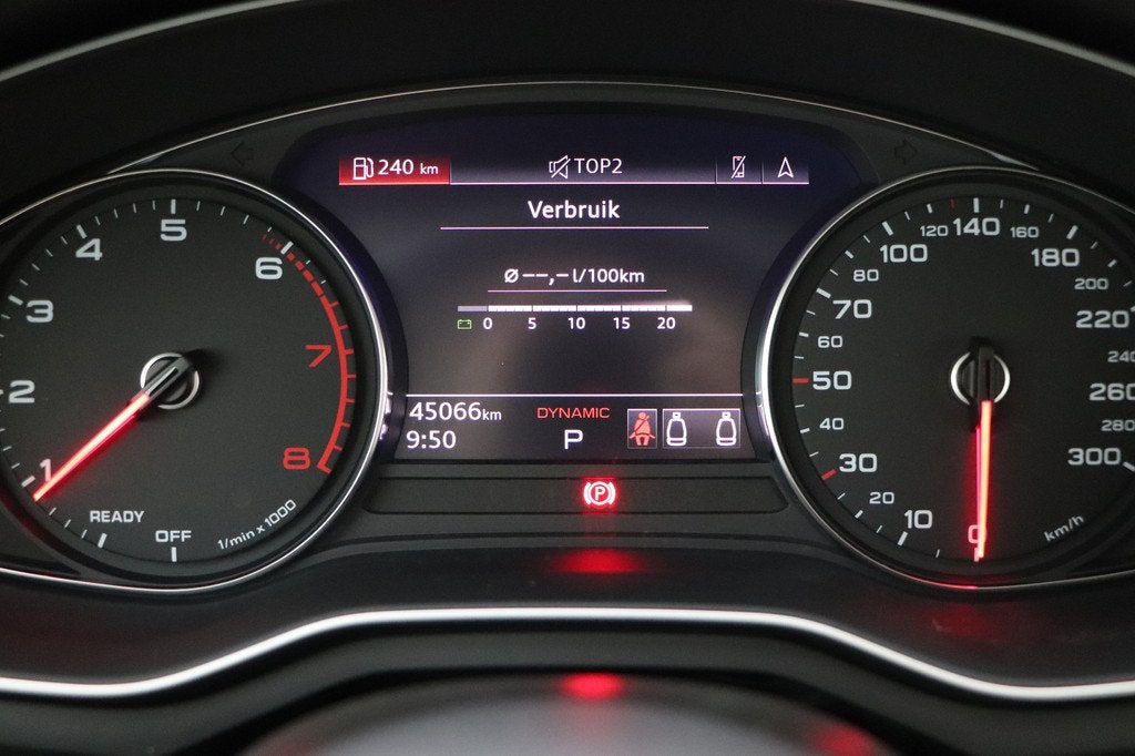 (2APR977) AUDI A5 SPORTBACK, Autos, Argent ou Gris, Euro 6, Entreprise, Carnet d'entretien