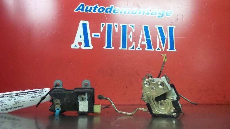 SERRURE DE PORTE RODS AVANT DROIT Hyundai Starex (H 1), Utilisé, Hyundai