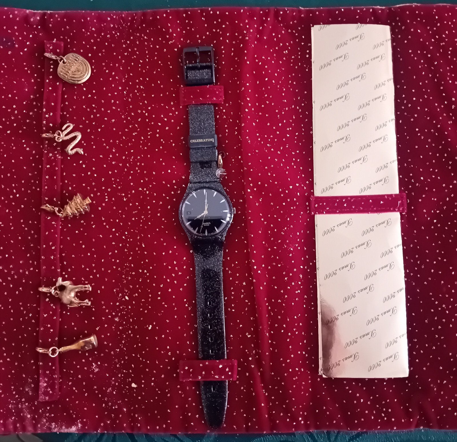 Model: Swatch Gent kerstspecial „Wereldfeest”, Ophalen