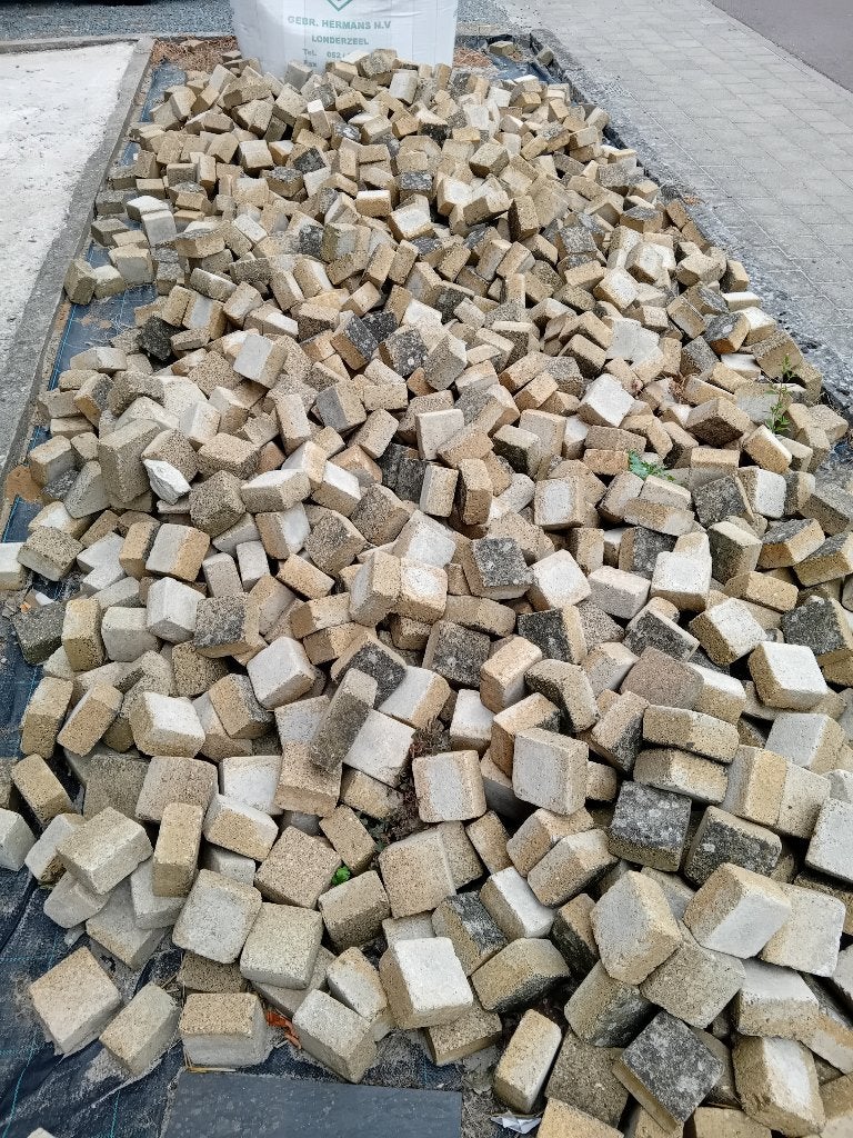 Getrommelde beton klinkers, Jardin & Terrasse, Pavé & Dalles, Béton, Enlèvement, Utilisé, 5 à 10 m²