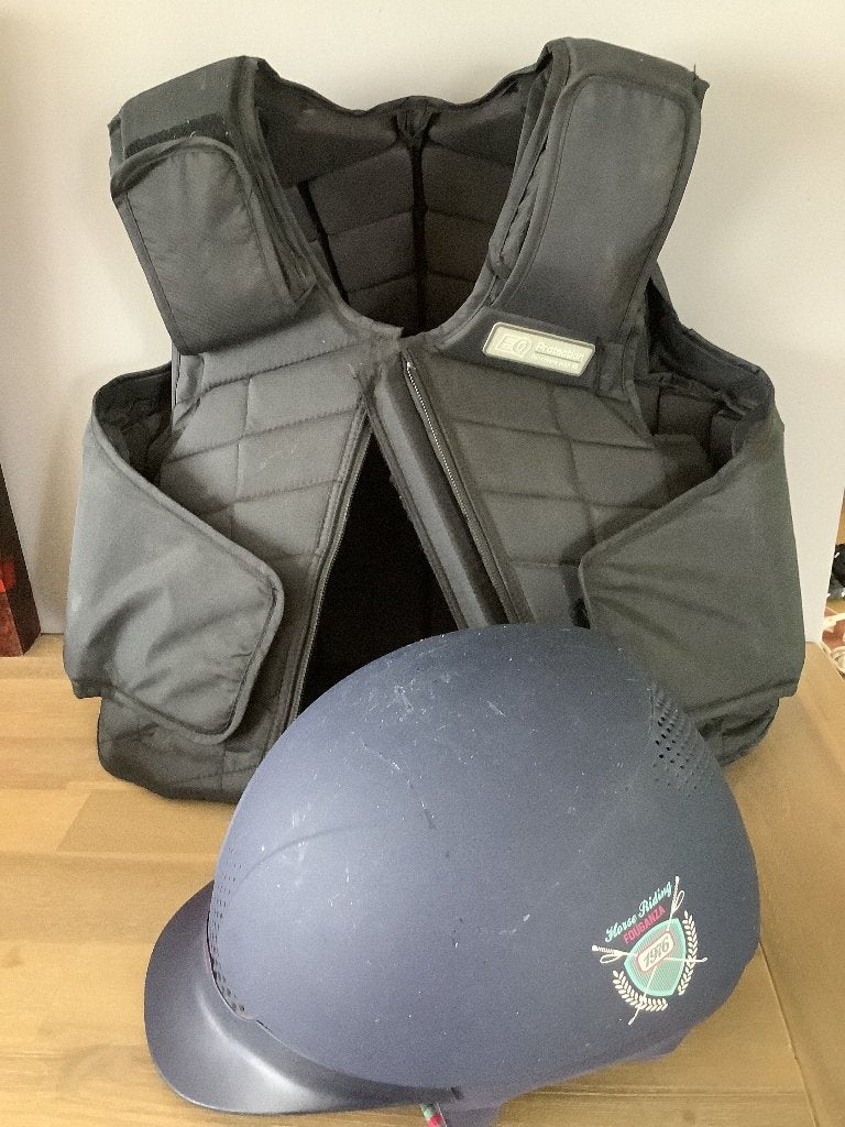 Gilet adulte S Smart rider et bombe équitation 53-55 cm, Animaux & Accessoires, Enlèvement ou Envoi, Fouganza, Utilisé, Gilet de protection
