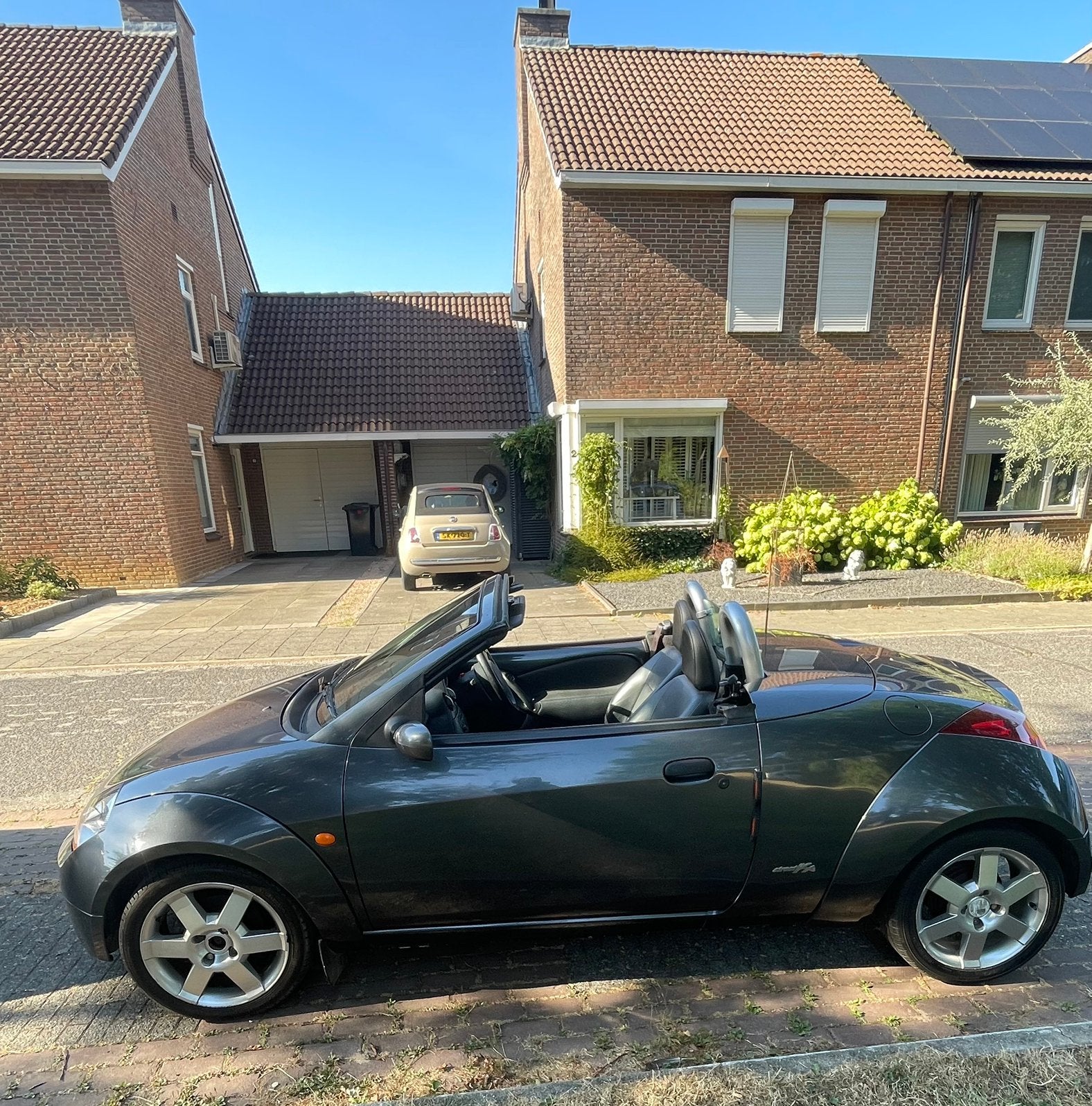 Ford Streetka quelques kilomètres, conduite à gauche, Autos, Ford, Cuir, Autres modèles, Autres couleurs, Noir
