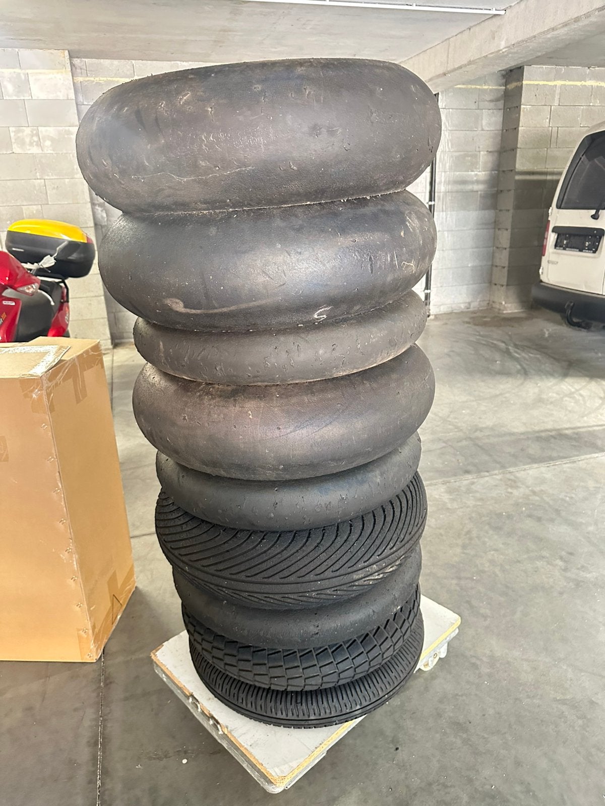 Slicks banden bridgestone vo2 dot 23-24, Motoren, Accessoires | Overige, Ophalen, Zo goed als nieuw