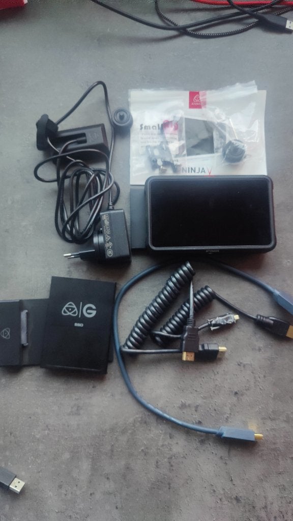 Atomos Ninja V, TV, Hi-fi & Vidéo, Autres marques, Moniteur, Enlèvement, Comme neuf