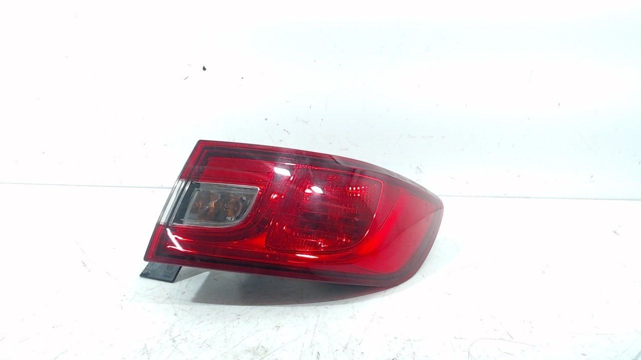 Achterlicht carrosserie rechts Renault Clio, Onderdelen@venauto.nl, Van der Ven Autorecycling B.V., Gebruikt, Ettenseweg 76, 4706 PB Roosendaal, The Netherlands