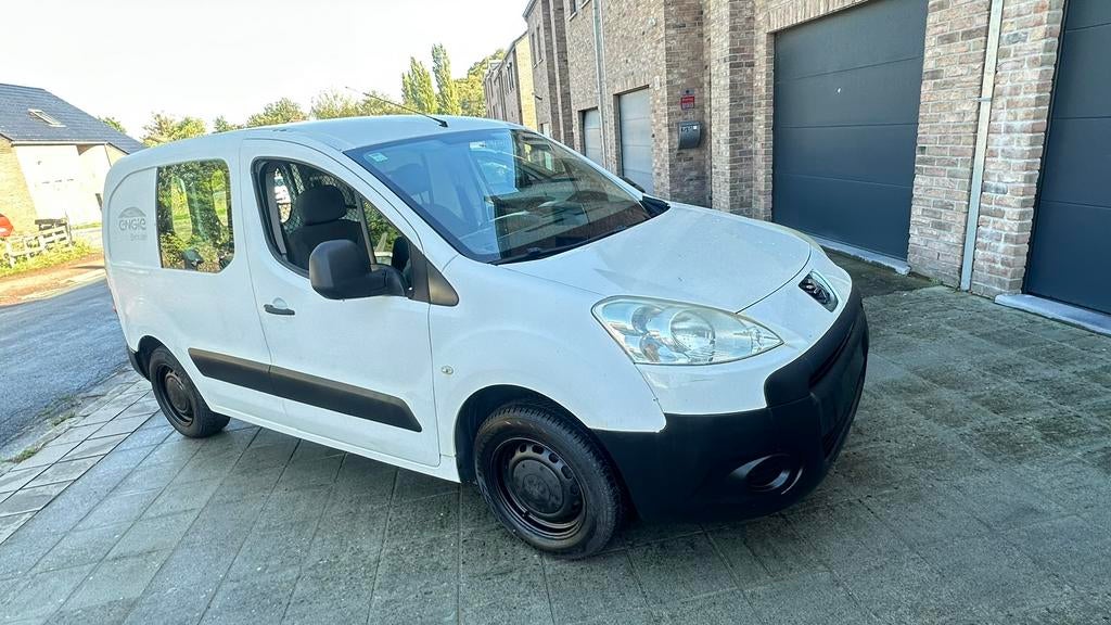 Peugeot Partner 1.6HDi* 2012* 51.000km* Euro5*1er Main, Entreprise, 2 places, Entretenue par le concessionnaire, 5 portes