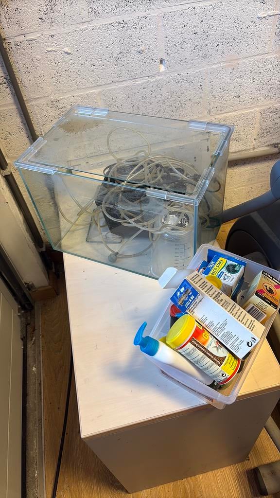Aquarium 30l avec produits, Dieren en Toebehoren, Ophalen, Gebruikt