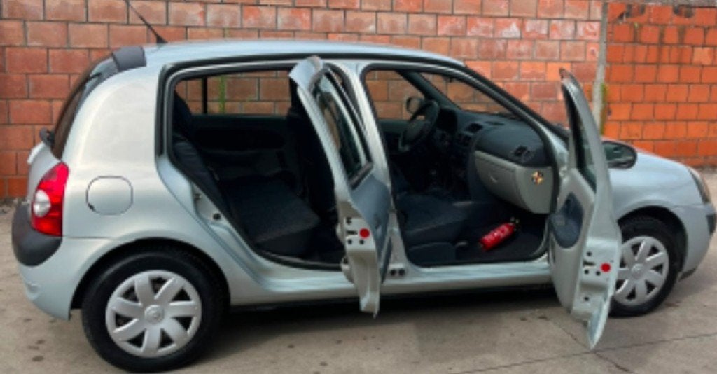Renault Clio 1.2cc Benzine 5deurs Airco Lez Ok Gekeurd Vvk, Autos, Renault, Argent ou Gris, Achat, Boîte manuelle, 5 portes